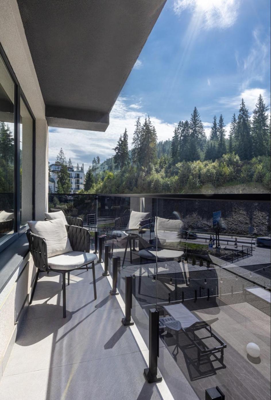 Ribas Karpaty Hotel Буковел Екстериор снимка